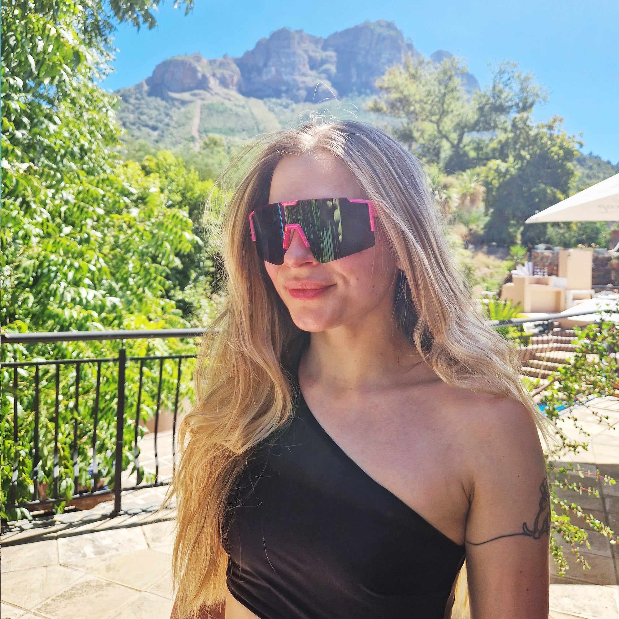 Bolt Ice White Outdoor Protan Plano